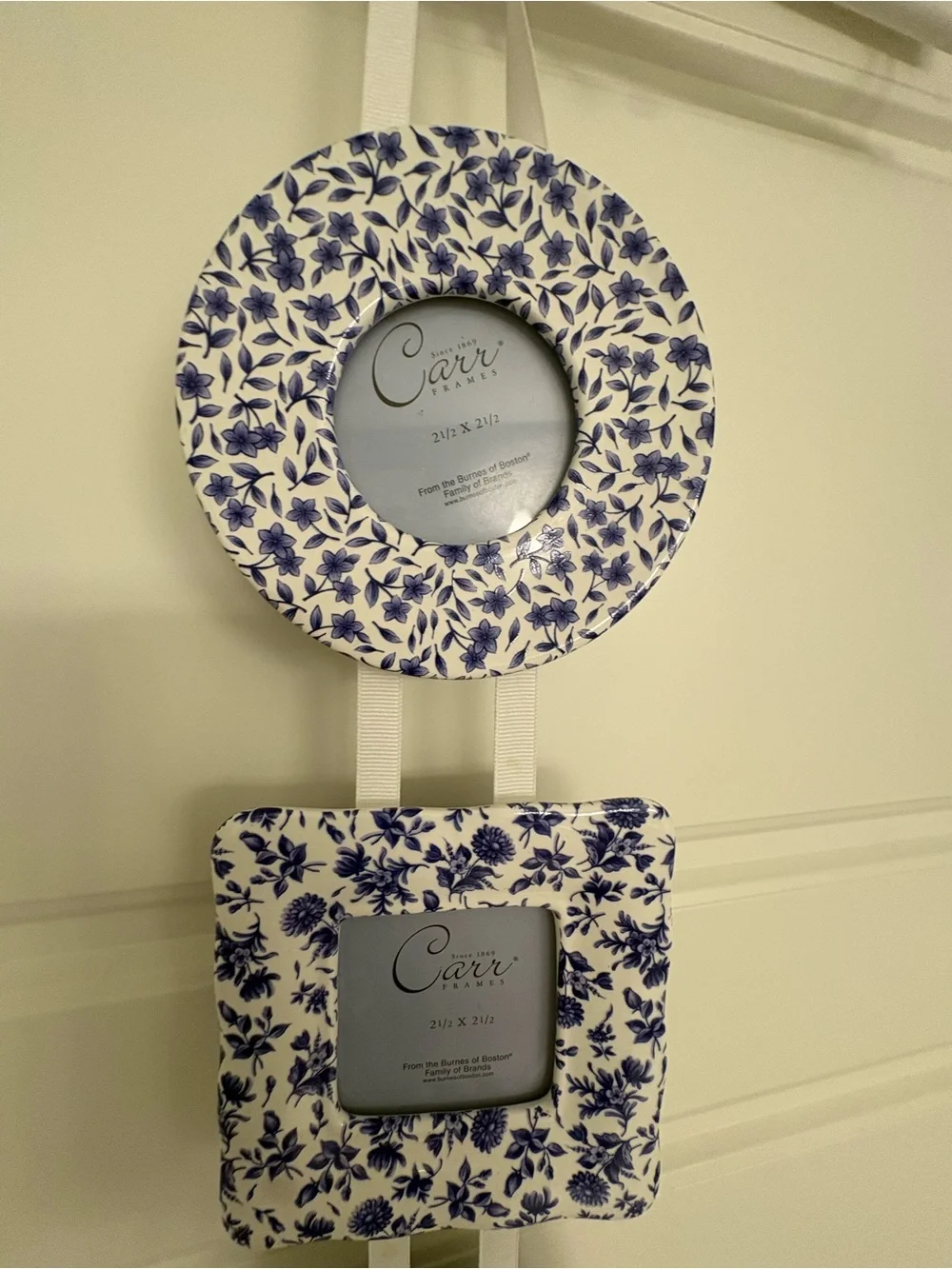 Carr Floral Blue & White Hanging Photo Frame Set